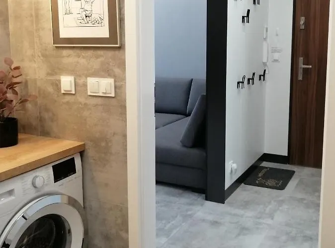 Noce W Jelonce - Nowoczesny Typu W Centrum Jeleniej G - Z Garazem Dla 1-4 Osob * Jelení Hora